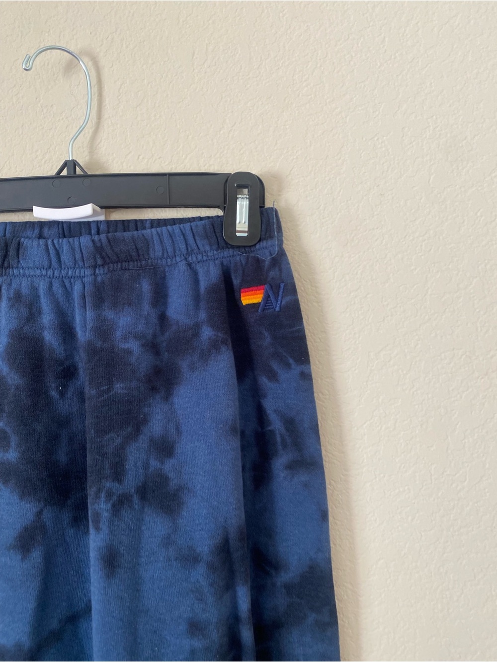 Aviator nation women’s size XS blue tye dye sweats - Picture 3 of 5
